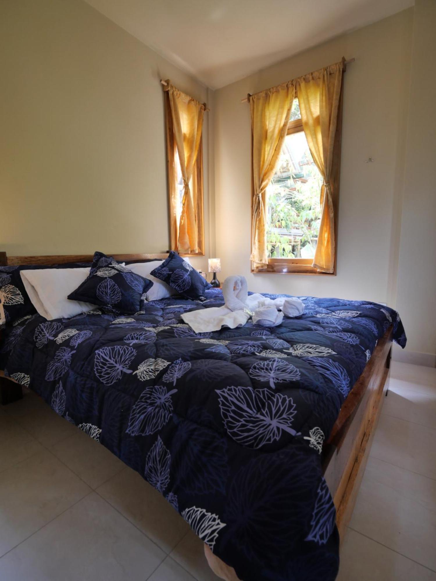 Casa Del Rio En Mindo Bed & Breakfast Exterior photo